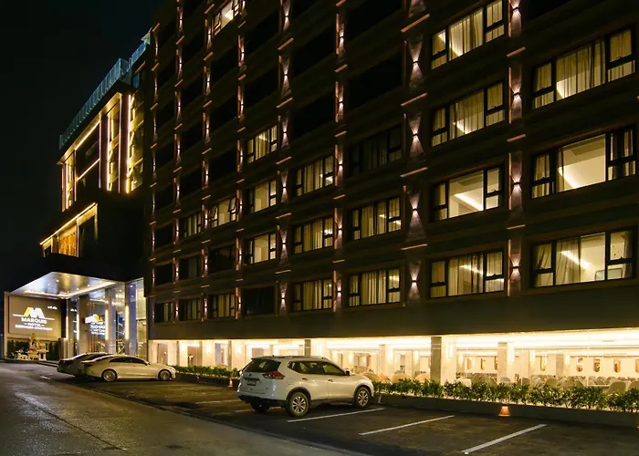 Marquis Hotel